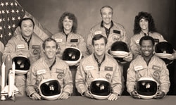 Challenger_flight_crew-s.jpg